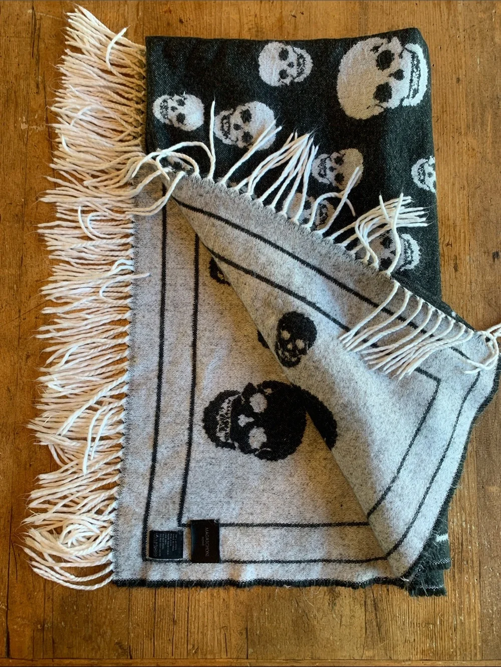 Magaschoni Skull Pattern Fringe Throw Blanket - Black & White Accent Throw